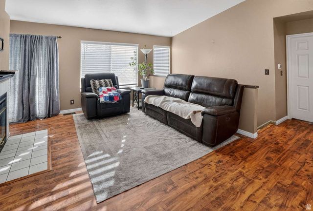 9091 S CRYSTAL VISTA LN, West Jordan, UT 84088