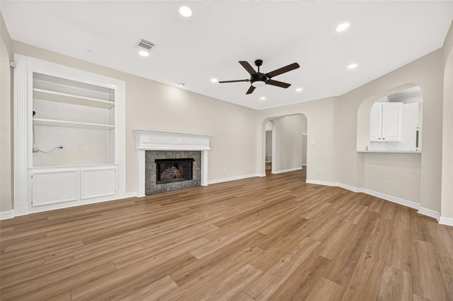 826 Ivory Ridge Lane, Houston, TX 77094