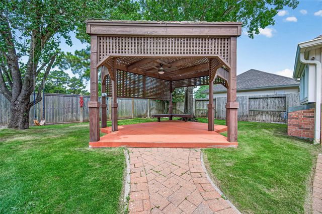 826 Ivory Ridge Lane, Houston, TX 77094