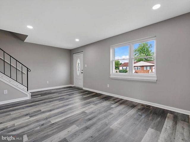 872 TURF VALLEY DR, Pasadena, MD 21122