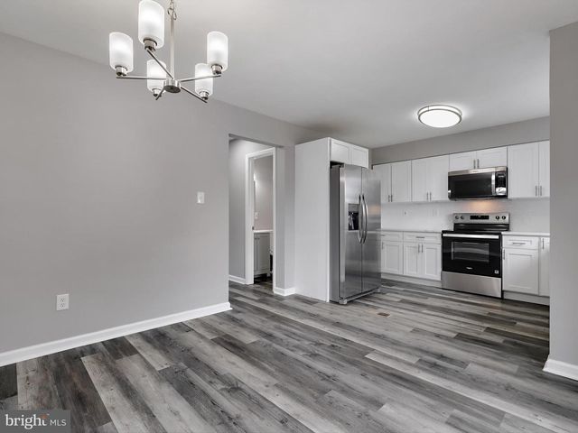 872 TURF VALLEY DR, Pasadena, MD 21122