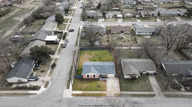 3250 Pacesetter Drive, Dallas, TX 75241