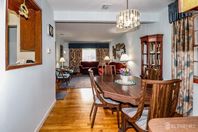 58 Jordan Road, Colonia, NJ 07067