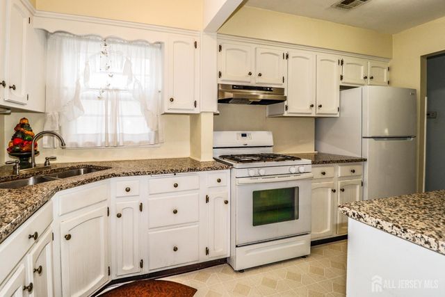 58 Jordan Road, Colonia, NJ 07067