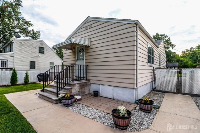 58 Jordan Road, Colonia, NJ 07067
