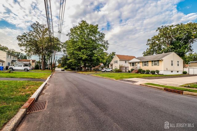 58 Jordan Road, Colonia, NJ 07067