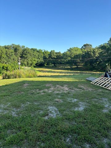 160 E Norwood Street, Norwood, MO 65717