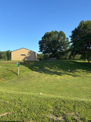 160 E Norwood Street, Norwood, MO 65717