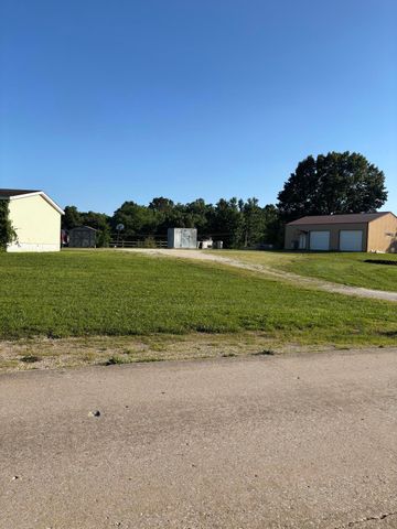 160 E Norwood Street, Norwood, MO 65717