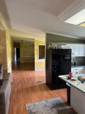 160 E Norwood Street, Norwood, MO 65717