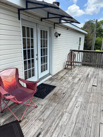 160 E Norwood Street, Norwood, MO 65717