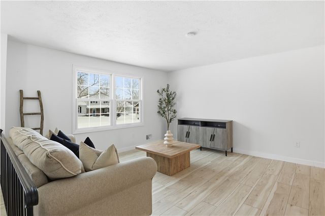 95 Spring Tree Lane, Greece, NY 14612