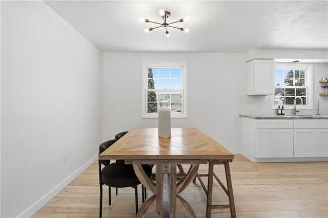 95 Spring Tree Lane, Greece, NY 14612