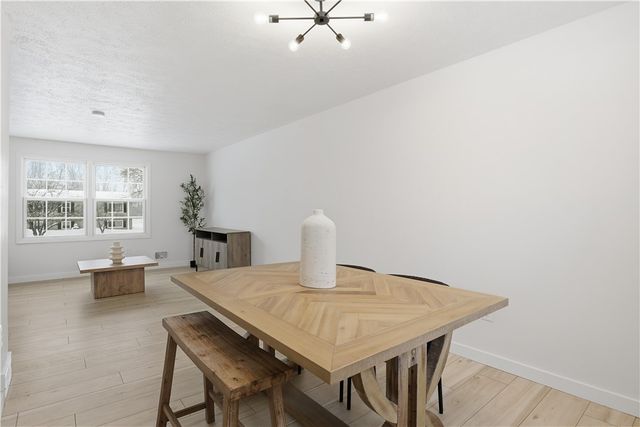 95 Spring Tree Lane, Greece, NY 14612