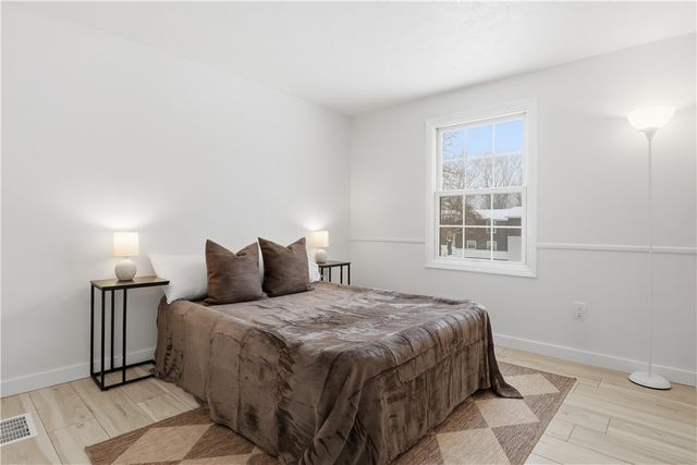 95 Spring Tree Lane, Greece, NY 14612