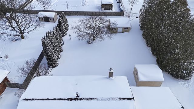 95 Spring Tree Lane, Greece, NY 14612