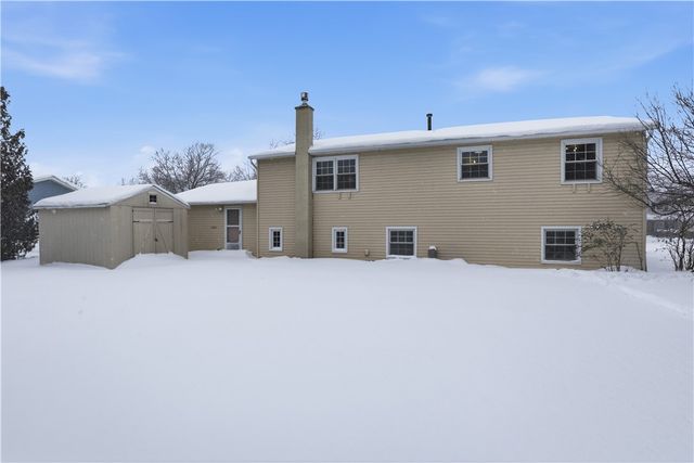 95 Spring Tree Lane, Greece, NY 14612