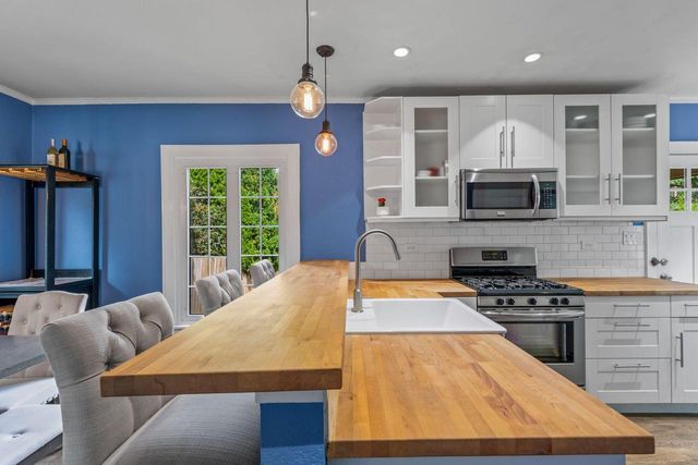 8358 Watertown Plank ROAD, Wauwatosa, WI 53213