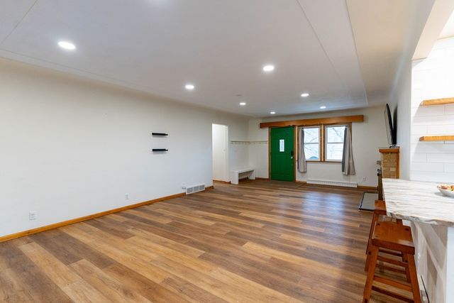 744 E Hanley, Mansfield, OH 44903