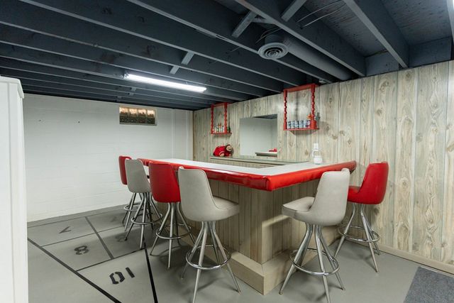 744 E Hanley, Mansfield, OH 44903