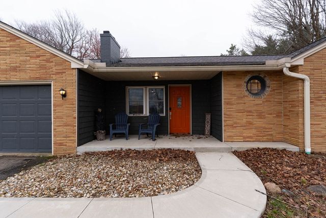 744 E Hanley, Mansfield, OH 44903