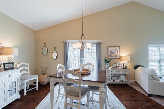 2020 Escalade Road, Bloomington, IL 61705