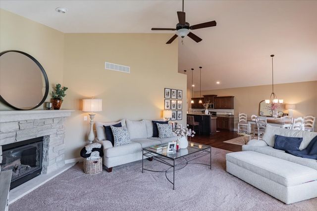 2020 Escalade Road, Bloomington, IL 61705