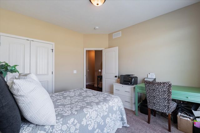 2020 Escalade Road, Bloomington, IL 61705