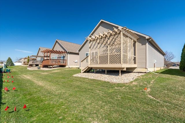 2020 Escalade Road, Bloomington, IL 61705