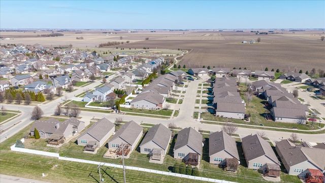 2020 Escalade Road, Bloomington, IL 61705