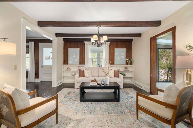 25 Park Street, Southborough, MA 01772