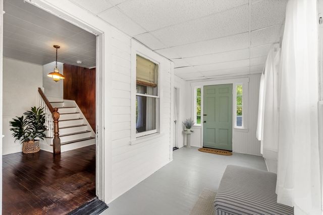 25 Park Street, Southborough, MA 01772