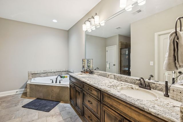 5016 Southfork Blvd, Old Hickory, TN 37138