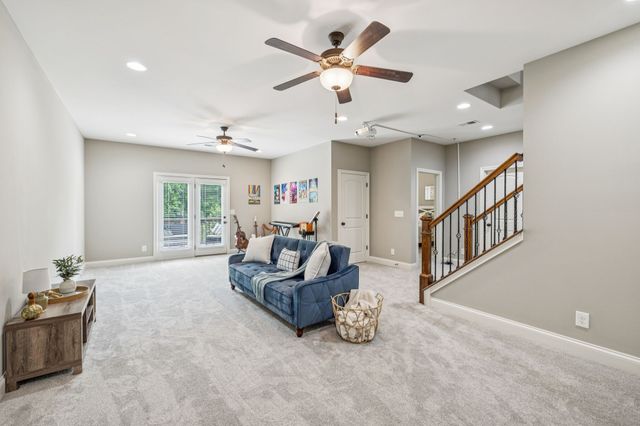 5016 Southfork Blvd, Old Hickory, TN 37138