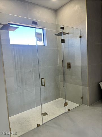 2010 NW 6th TER, Cape Coral, FL 33993