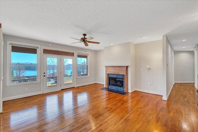 209 Park Shores CIR, Moneta, VA 24121