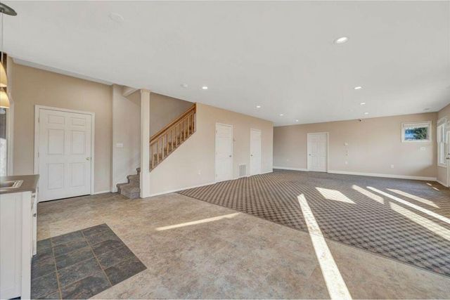 209 Park Shores CIR, Moneta, VA 24121