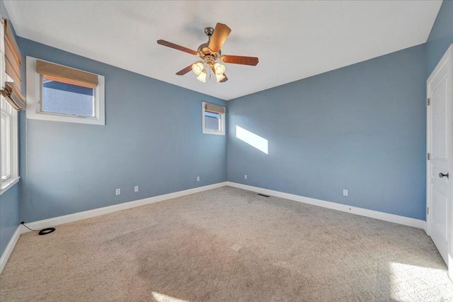 209 Park Shores CIR, Moneta, VA 24121