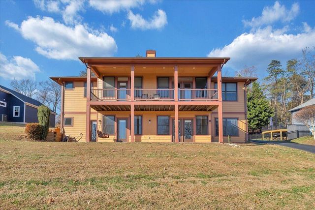 209 Park Shores CIR, Moneta, VA 24121