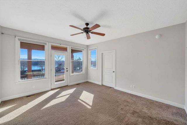 209 Park Shores CIR, Moneta, VA 24121