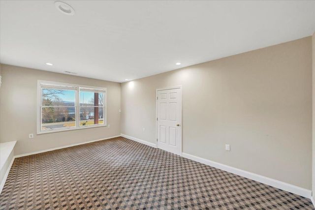 209 Park Shores CIR, Moneta, VA 24121