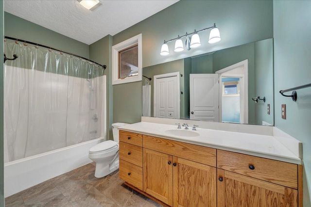 209 Park Shores CIR, Moneta, VA 24121