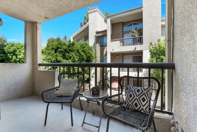 5535 Canoga Avenue 215, Woodland Hills, CA 91367