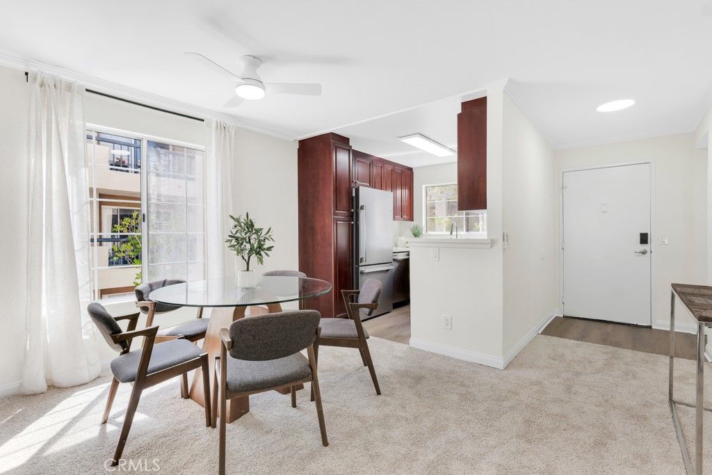5535 Canoga Avenue 215, Woodland Hills, CA 91367 — photo 3