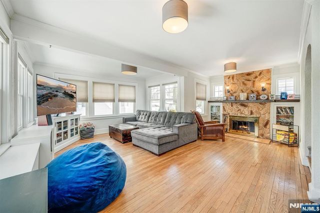 336 Demarest Avenue, Oradell, NJ 07649