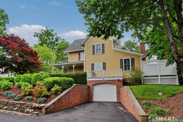 36 Catoonah Street 18, Ridgefield, CT 06877