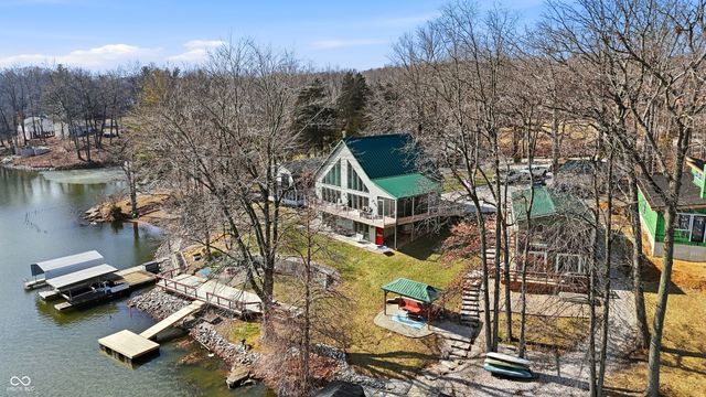 4441 Fields Lane, Terre Haute, IN 47802