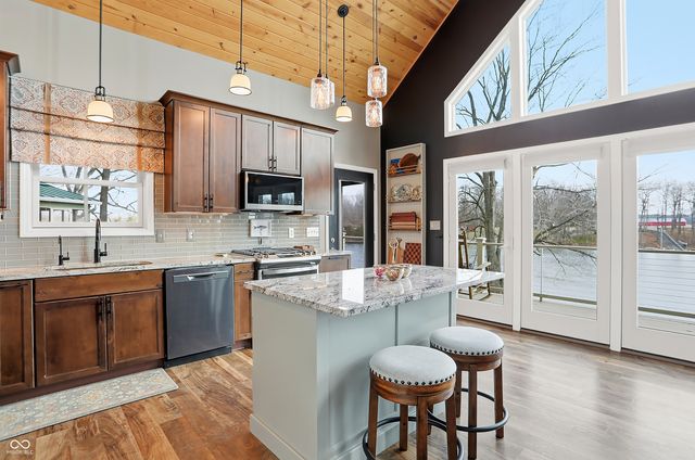 4441 Fields Lane, Terre Haute, IN 47802