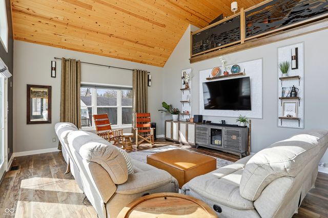 4441 Fields Lane, Terre Haute, IN 47802