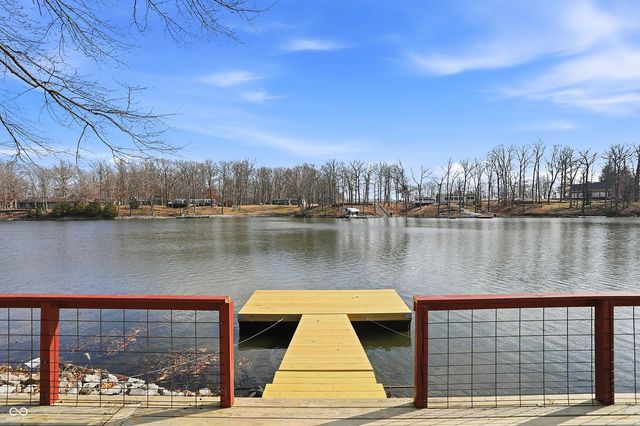 4441 Fields Lane, Terre Haute, IN 47802